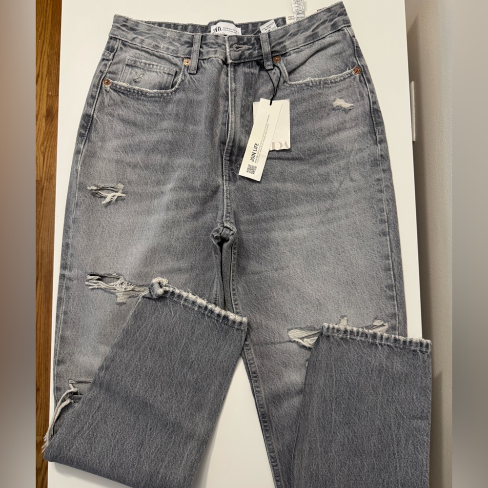 Zara Gray Relaxed Distressed Jeans